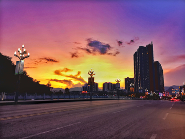 城市夕阳晚霞