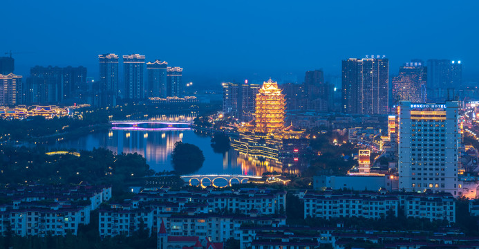 远景楼夜景