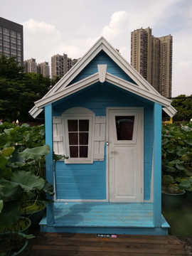 家居