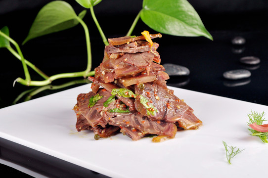 干拌牛肉
