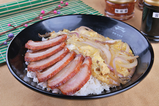 酸菜腊肉饭