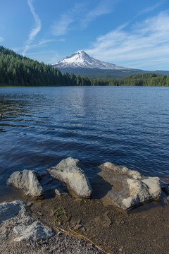 俄勒冈山中湖