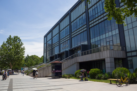 北京师范大学邱季端体育馆