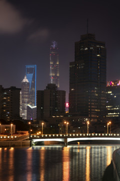 苏州河建筑夜景