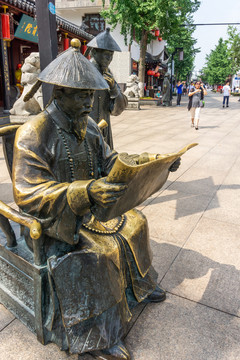 清朝官员雕像