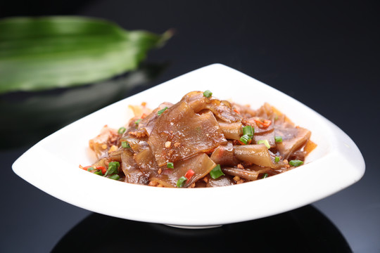 家乡荷折煮肉沫