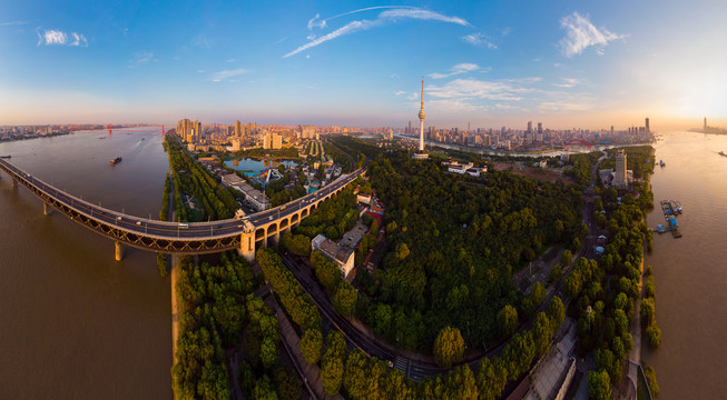 武汉夏日城市航拍日出风光