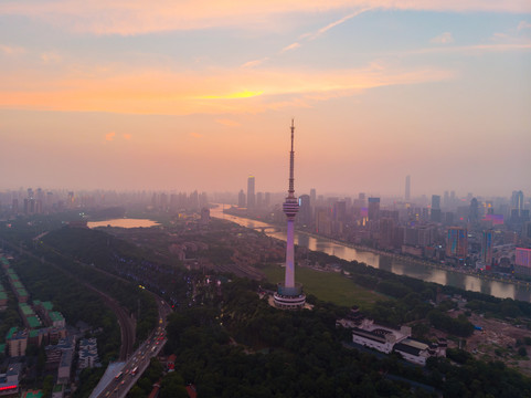 武汉夏日城市航拍傍晚和夜景风光