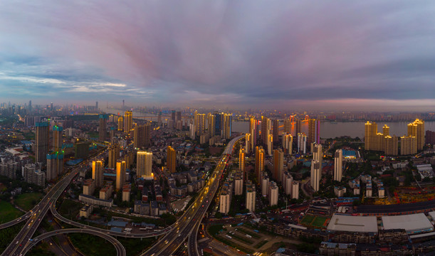 武汉夏日城市航拍傍晚和夜景风光