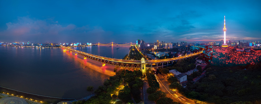 武汉夏日城市航拍傍晚和夜景风光