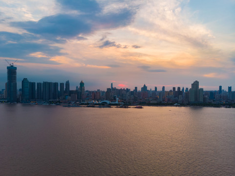 武汉夏日城市航拍傍晚和夜景风光