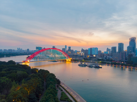 武汉夏日城市航拍傍晚和夜景风光