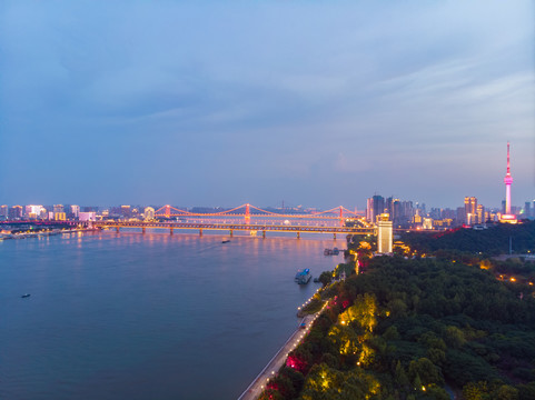 武汉夏日城市航拍傍晚和夜景风光