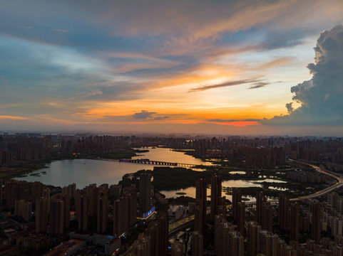 武汉夏日城市航拍傍晚和夜景风光