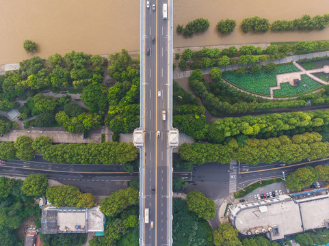 武汉夏日城市航拍迷人风光