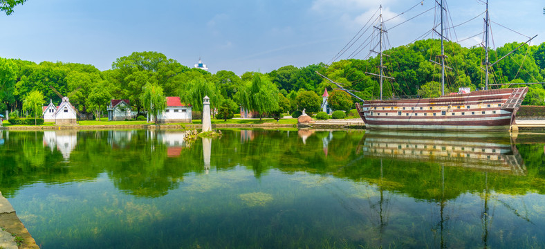 湖北武汉东湖风景区夏日风光