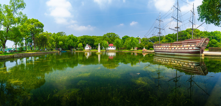 湖北武汉东湖风景区夏日风光