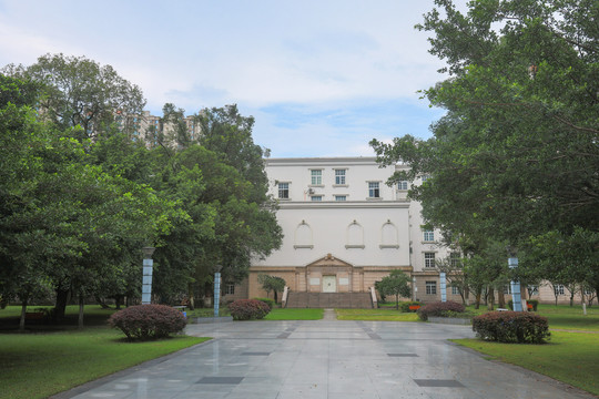 电子科技大学广场