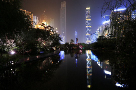 广州花城广场夜景