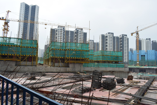 楼盘建筑钢筋塔吊