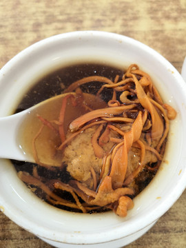 虫草排骨汤