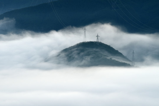 山谷云雾云海