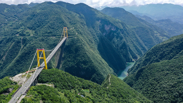 高山高速公路