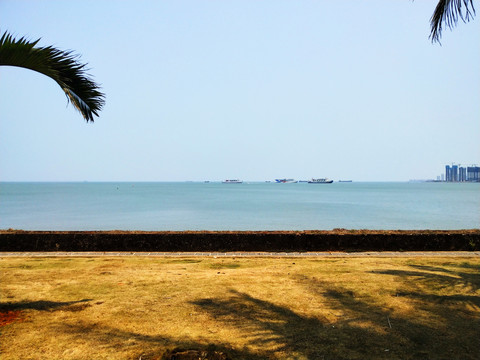 海南岛海口市西秀海滩实景