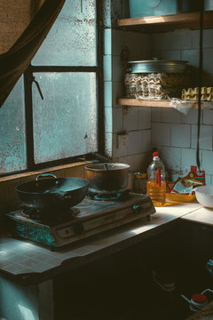 老房子厨房