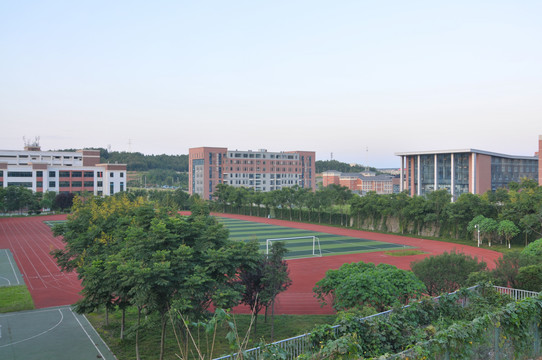 绵阳紫荆民族中学