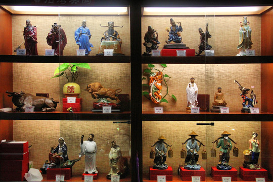 广东博物馆陶瓷工艺品