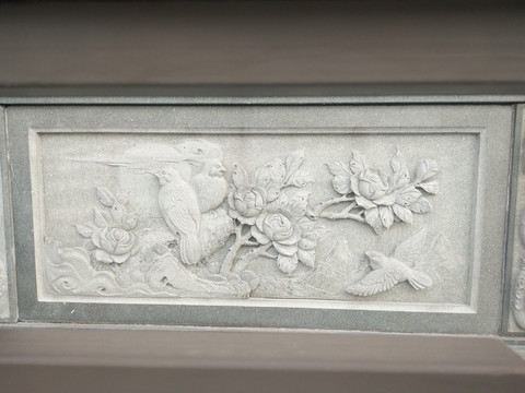 花纹雕塑