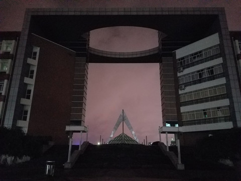 宁波大学夜景