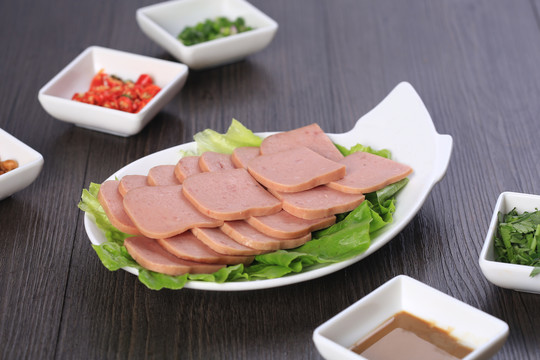 午餐肉