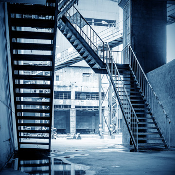 钢铁冶炼厂金属楼梯