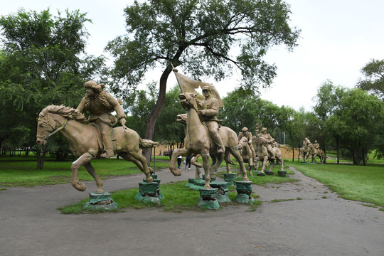 东北抗日联军雕塑