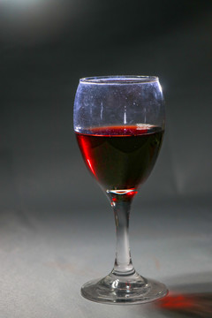 红酒玻璃高脚杯