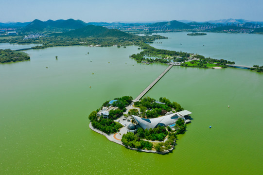 航拍徐州云龙湖风景区水上世界