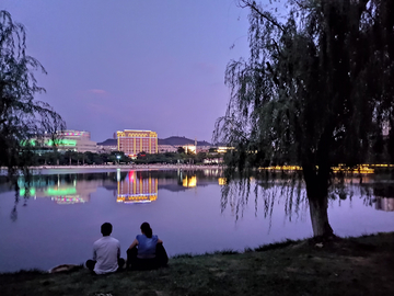 城市公园夜景