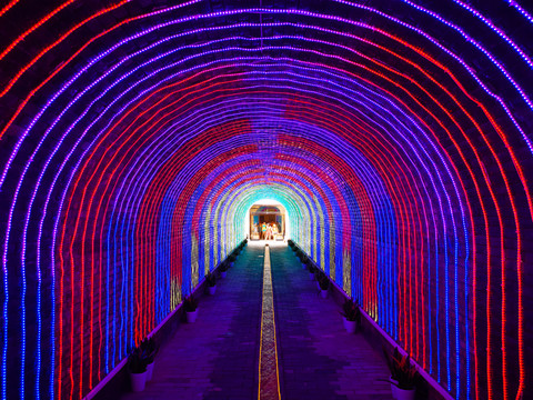 霓虹灯隧道