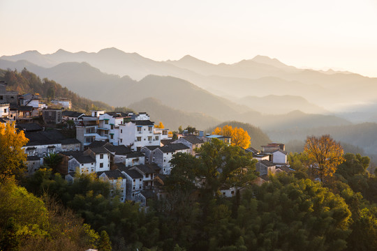 皖南秋天山村