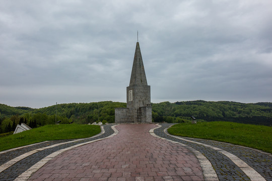 塞尔维亚弹孔纪念碑
