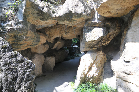 人造石洞