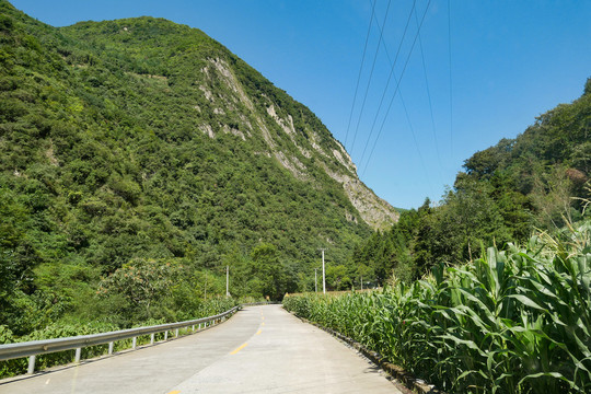 山间公路