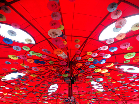宋城巨伞