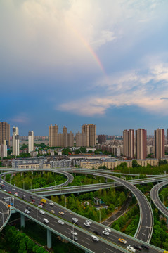 武汉夏日迷人城市天际线风光