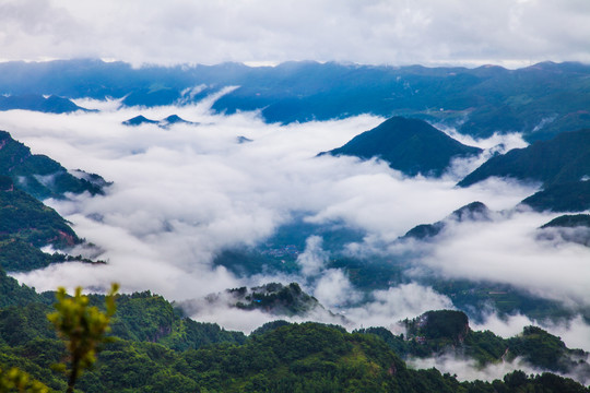 避暑胜地苏马荡云海飘渺