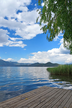 山川湖水