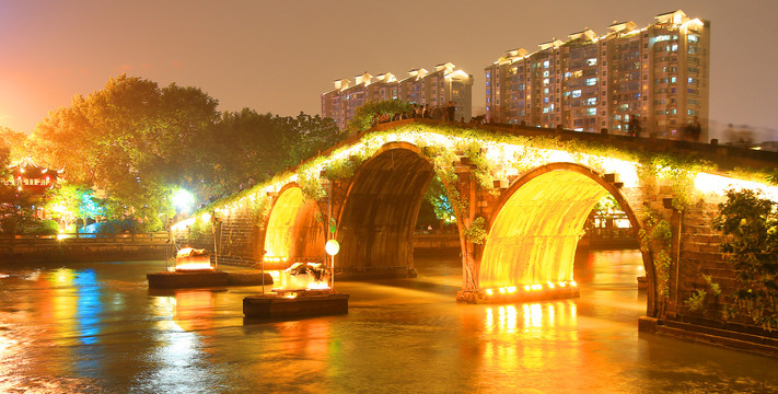 杭州拱宸桥夜景