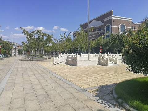 石板路